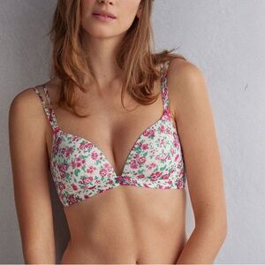 Intimissimi Life is a flower Tiziana Triangle Romantic Bra Size 34C